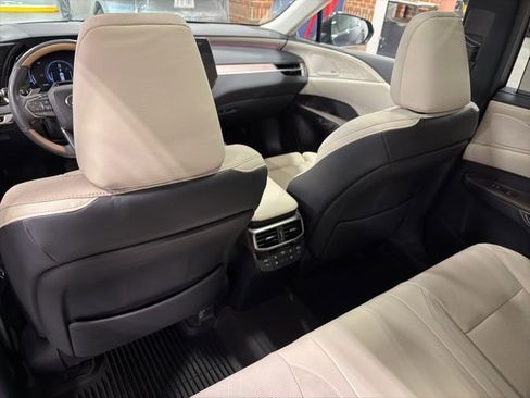 Used 2023 Lexus RX 350 AWD w/ Accessory Package image 30