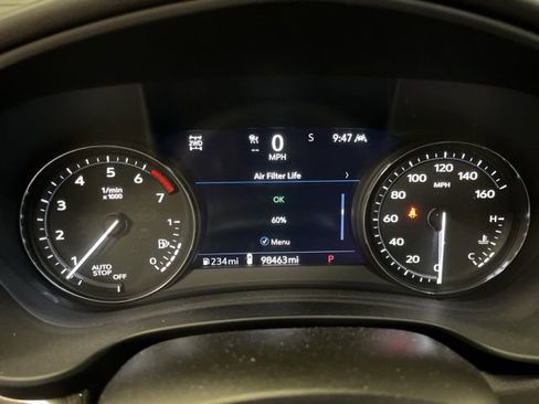 Used 2021 Cadillac XT4 Premium Luxury image 24