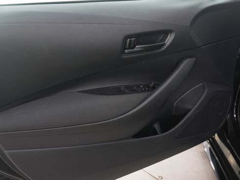Used 2025 Toyota Corolla LE FWD image 25