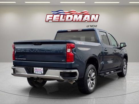 Used 2022 Chevrolet Silverado 1500 LT AWD/4WD image 6
