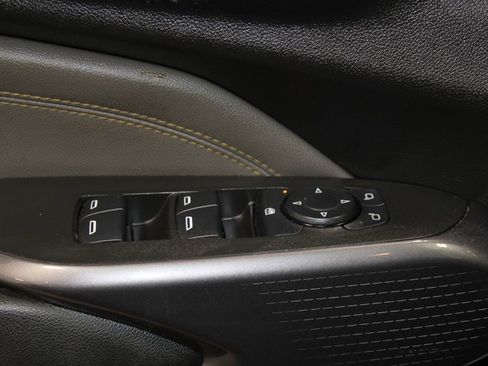 Used 2024 Chevrolet Trax ACTIV w/ Driver Confidence Package image 38