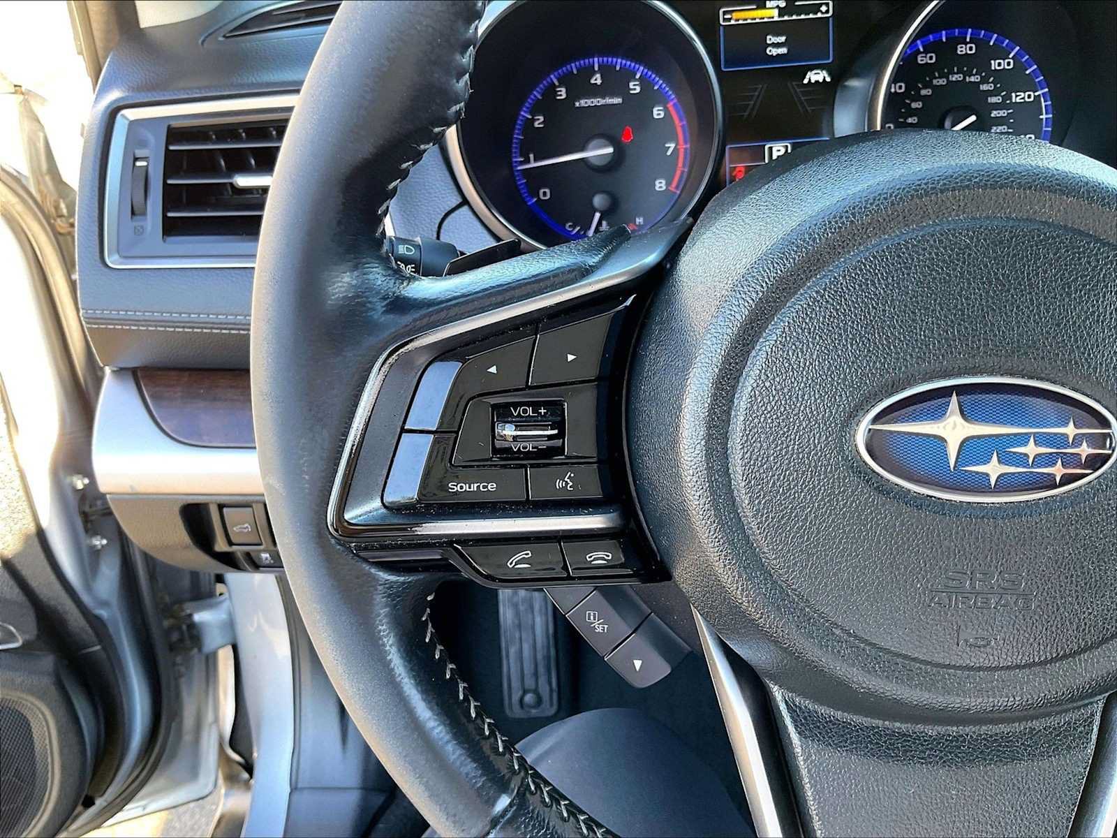 Used 2019 Subaru Outback 2.5i Limited AWD/4WD image 21