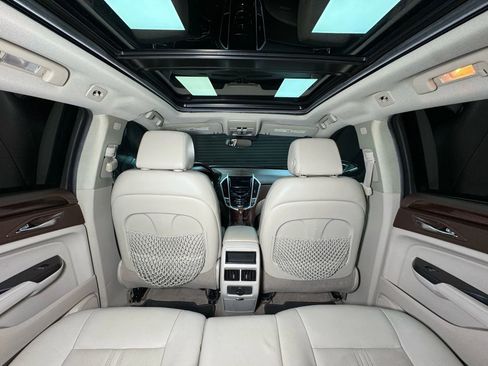 Used 2015 Cadillac SRX Luxury w/ Driver Awareness Package image 16