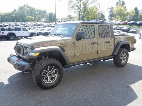 New 2025 Jeep Gladiator Mojave w/ Convenience Group image 9