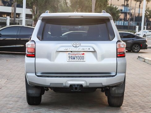 Certified 2019 Toyota 4Runner SR5 Premium image 8