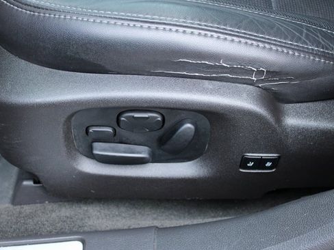 Used 2015 Ford Taurus Limited w/ Equipment Group 301A image 13