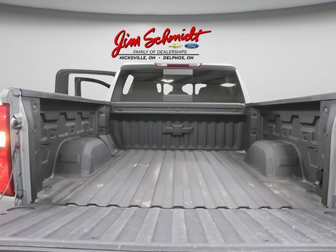 Used 2024 Chevrolet Silverado 1500 LT AWD/4WD image 34