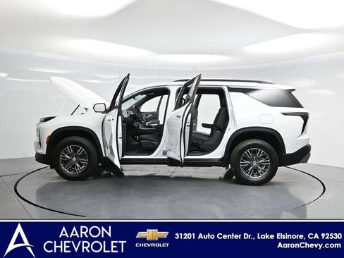 New 2026 Chevrolet Traverse LT w/ Driver Confidence Package image 54