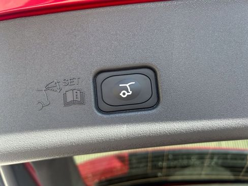 New 2026 Lincoln Nautilus Premier image 18