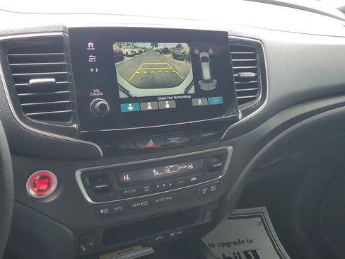 Used 2022 Honda Passport TrailSport image 27