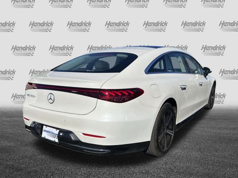 Used 2022 Mercedes-Benz EQS 450+ Sedan image 11