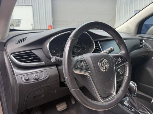 Used 2019 Buick Encore Preferred FWD image 7
