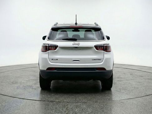 Used 2025 Jeep Compass Limited AWD/4WD image 7
