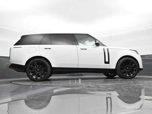 Used 2025 Land Rover Range Rover Long Wheelbase SE AWD/4WD image 25