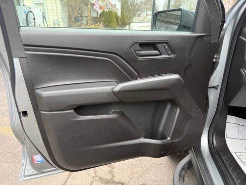 Used 2025 Chevrolet Colorado Trail Boss image 13