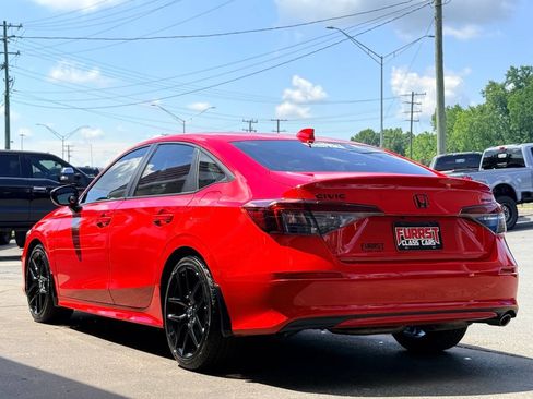 Used 2025 Honda Civic Sport image 5