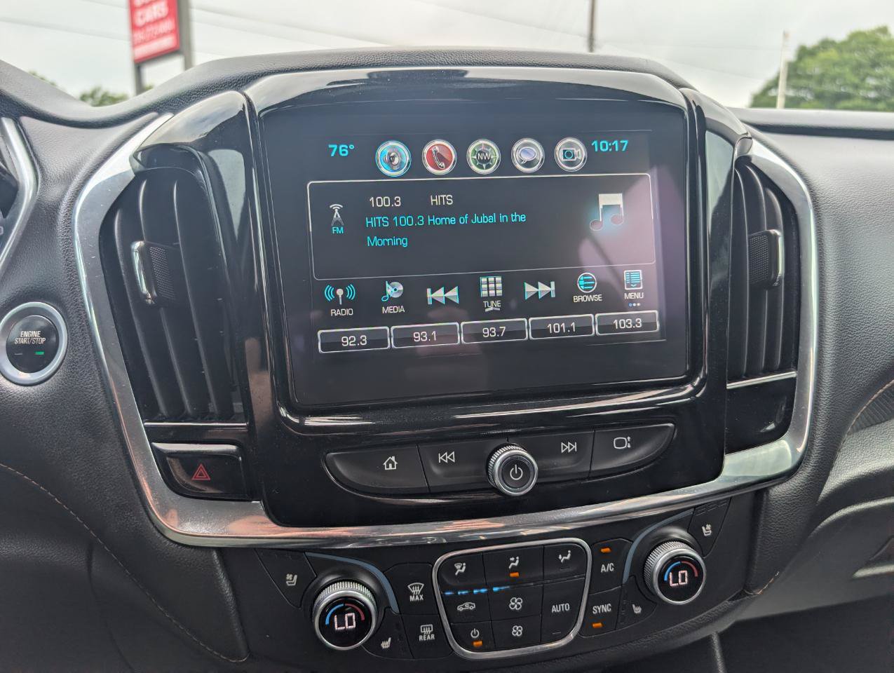 Used 2018 Chevrolet Traverse Premier w/ Redline Edition FWD image 16