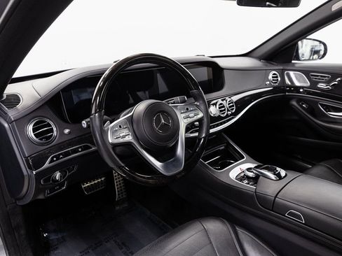 Used 2020 Mercedes-Benz S 560 4MATIC Sedan image 9