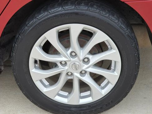 Used 2017 Nissan Sentra SV w/ Driver's Assist Package image 31