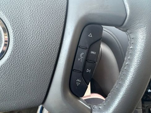 Used 2013 Buick Enclave Premium w/ Trailering Provision Package AWD/4WD image 18
