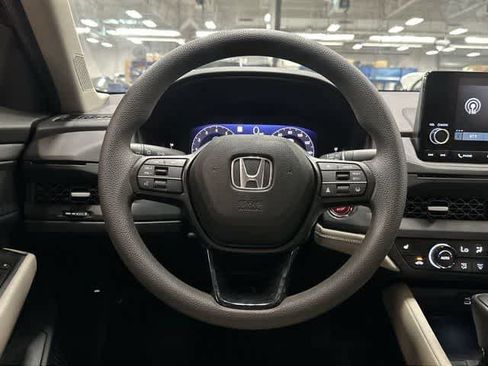 Used 2024 Honda Accord EX image 15