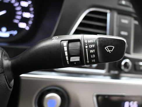 Used 2016 Hyundai Sonata SE FWD image 21
