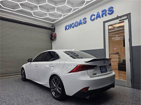 Used 2020 Lexus IS 350 F Sport w/ F Sport Package RWD image 3