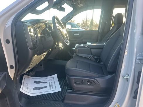 New 2026 Chevrolet Silverado 1500 Custom Trail Boss w/ Turbomax Blackout Package AWD/4WD image 16