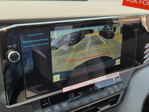 New 2026 Toyota Camry SE FWD image 18
