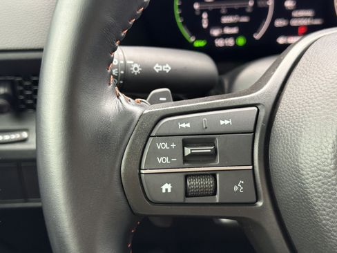Certified 2025 Honda CR-V Sport-L image 17