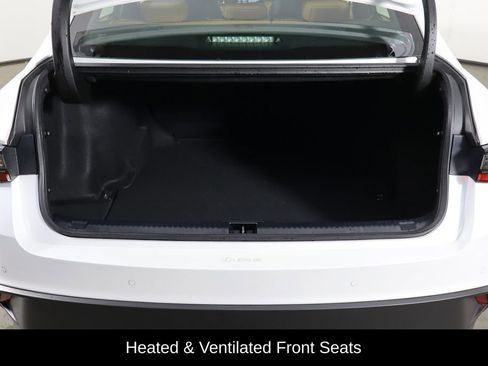 Used 2024 Lexus IS 300 w/ Comfort Package image 17