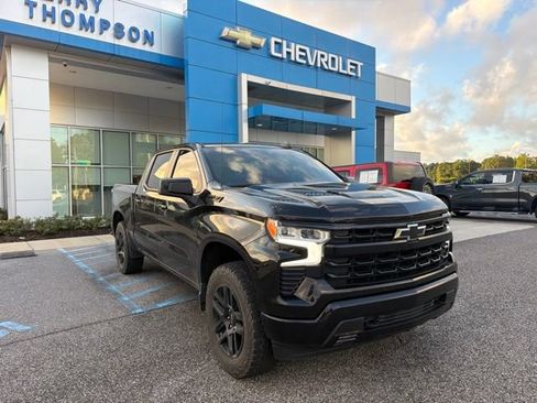 Used 2023 Chevrolet Silverado 1500 RST AWD/4WD image 3