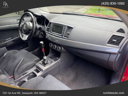 Used 2008 Mitsubishi Lancer Evolution GSR image 13