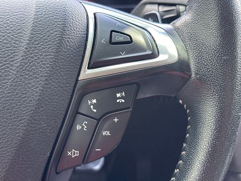 Used 2019 Ford Fusion SE w/ Equipment Group 151A image 29