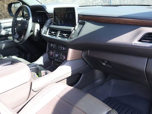 Used 2022 Chevrolet Tahoe High Country image 38