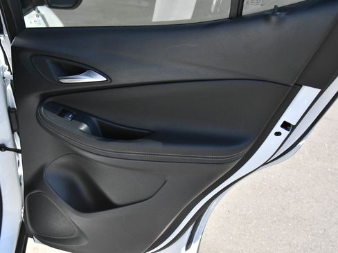 Used 2024 Buick Encore GX Preferred image 38