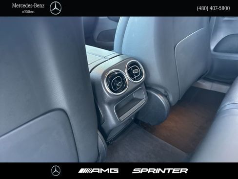Used 2024 Mercedes-Benz GLC 300 image 20