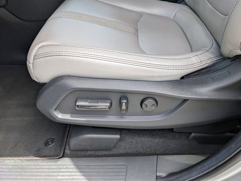Used 2024 Honda Pilot EX-L image 27