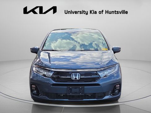 Used 2025 Honda Odyssey Elite image 8
