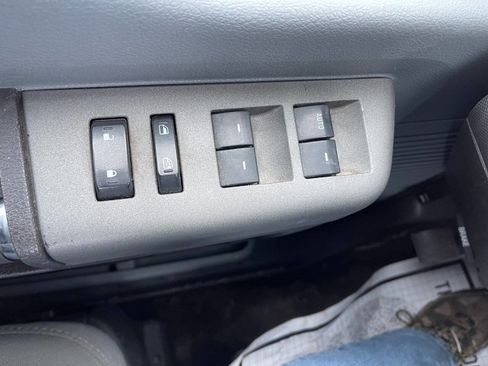 Used 2011 Ford F250 XLT w/ XLT Premium Pkg image 14