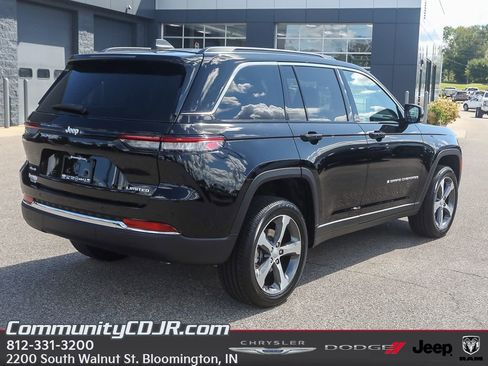 New 2025 Jeep Grand Cherokee Limited image 7