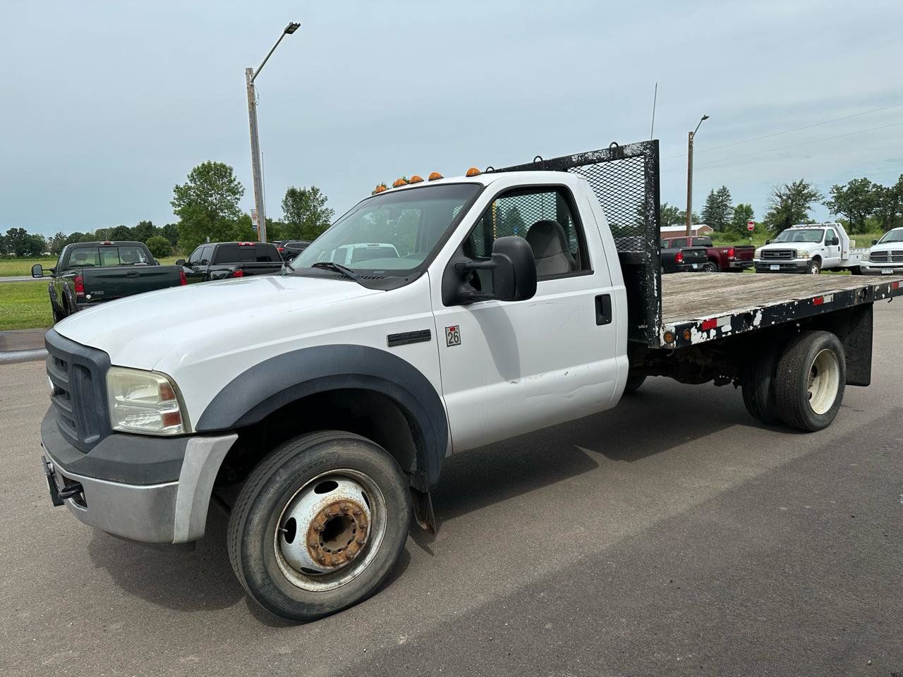 Used 2007 Ford F550 Luxury RWD image 2