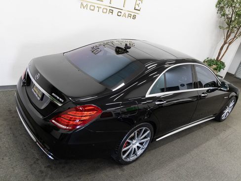 Used 2015 Mercedes-Benz S 63 AMG 4MATIC Sedan w/ Driver Assistance Package image 24