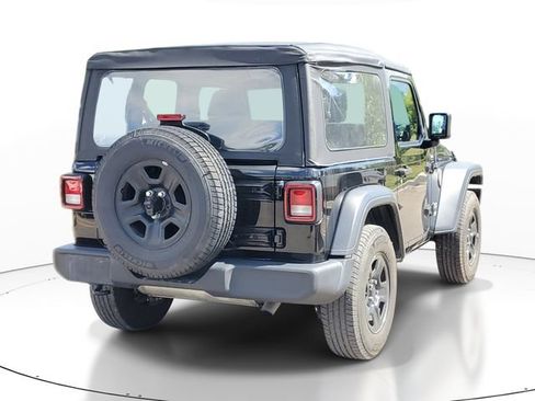 Used 2019 Jeep Wrangler Sport AWD/4WD image 4