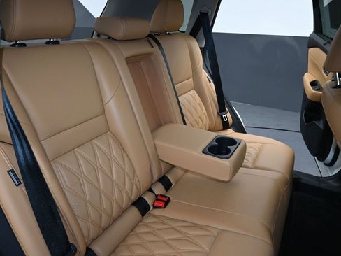 Used 2023 Nissan Rogue Platinum w/ Platinum Premium Package image 29