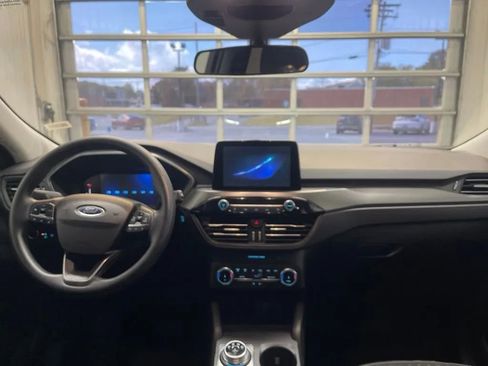 Used 2025 Ford Escape Active AWD/4WD image 20
