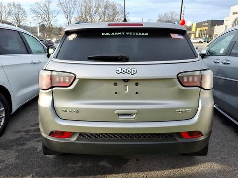 Used 2022 Jeep Compass Latitude image 7