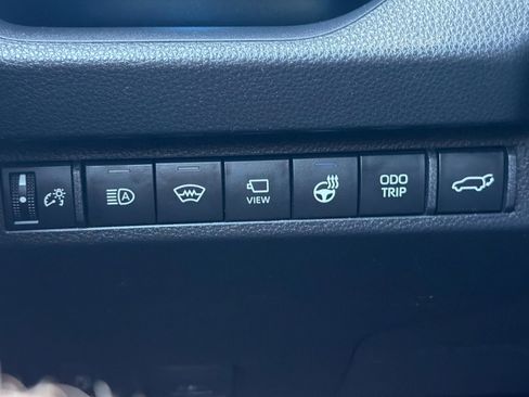 Used 2023 Toyota RAV4 XSE AWD/4WD image 35