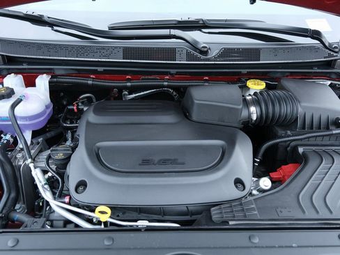 New 2026 Chrysler Voyager LX image 31