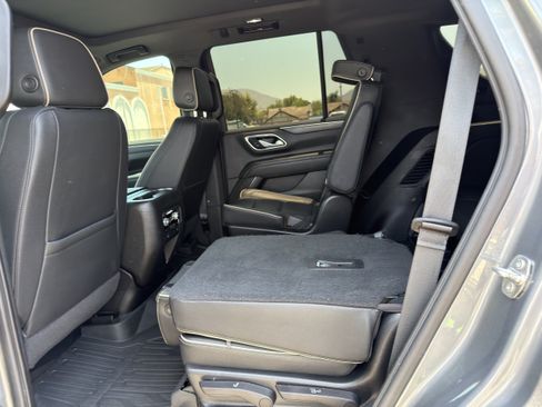 Used 2022 GMC Yukon SLT w/ SLT Premium Package AWD/4WD image 19